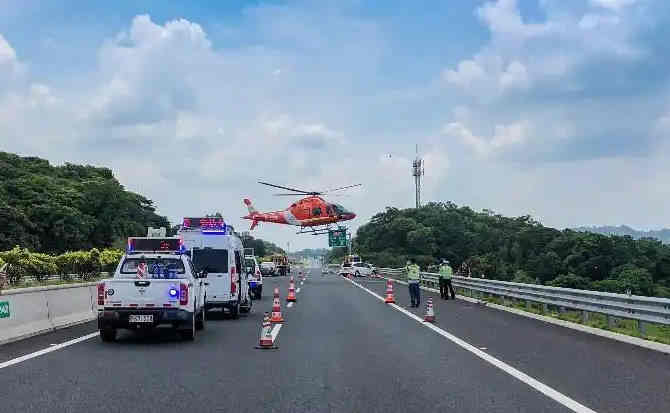 城阳区高速公路汽车救援案例